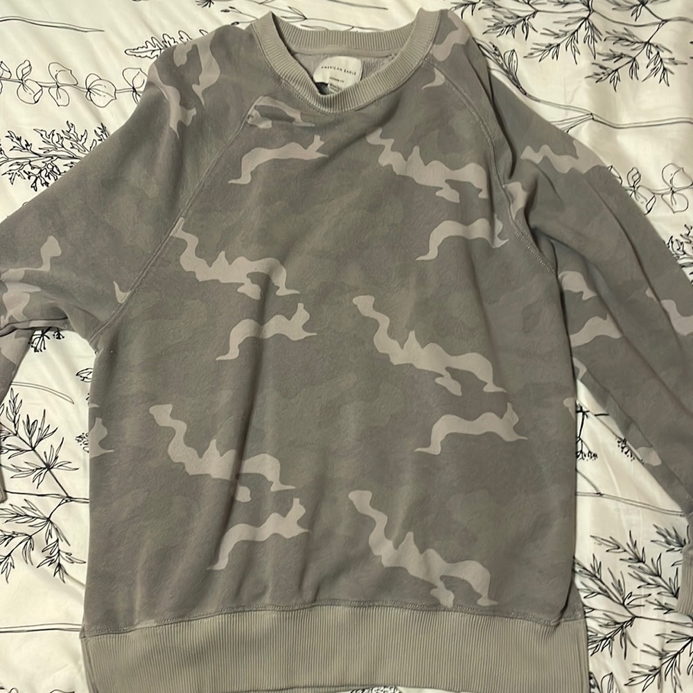 GREY CAMO AMERICAN EAGLE OUTFITTERS LONG SHIRT